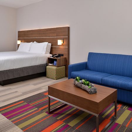 Holiday Inn Express Melbourne West By Ihg West Melbourne Exterior photo