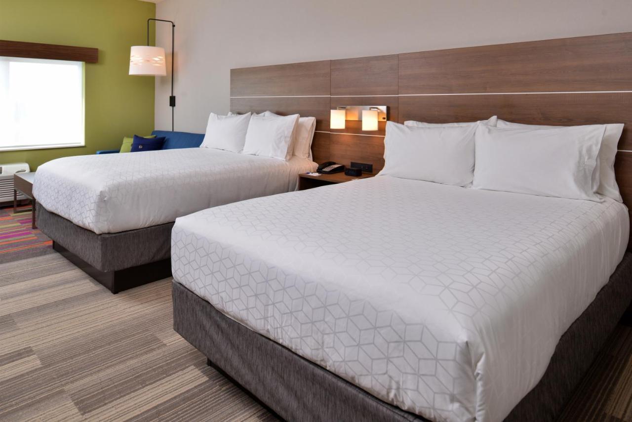 Holiday Inn Express Melbourne West By Ihg West Melbourne Exterior photo