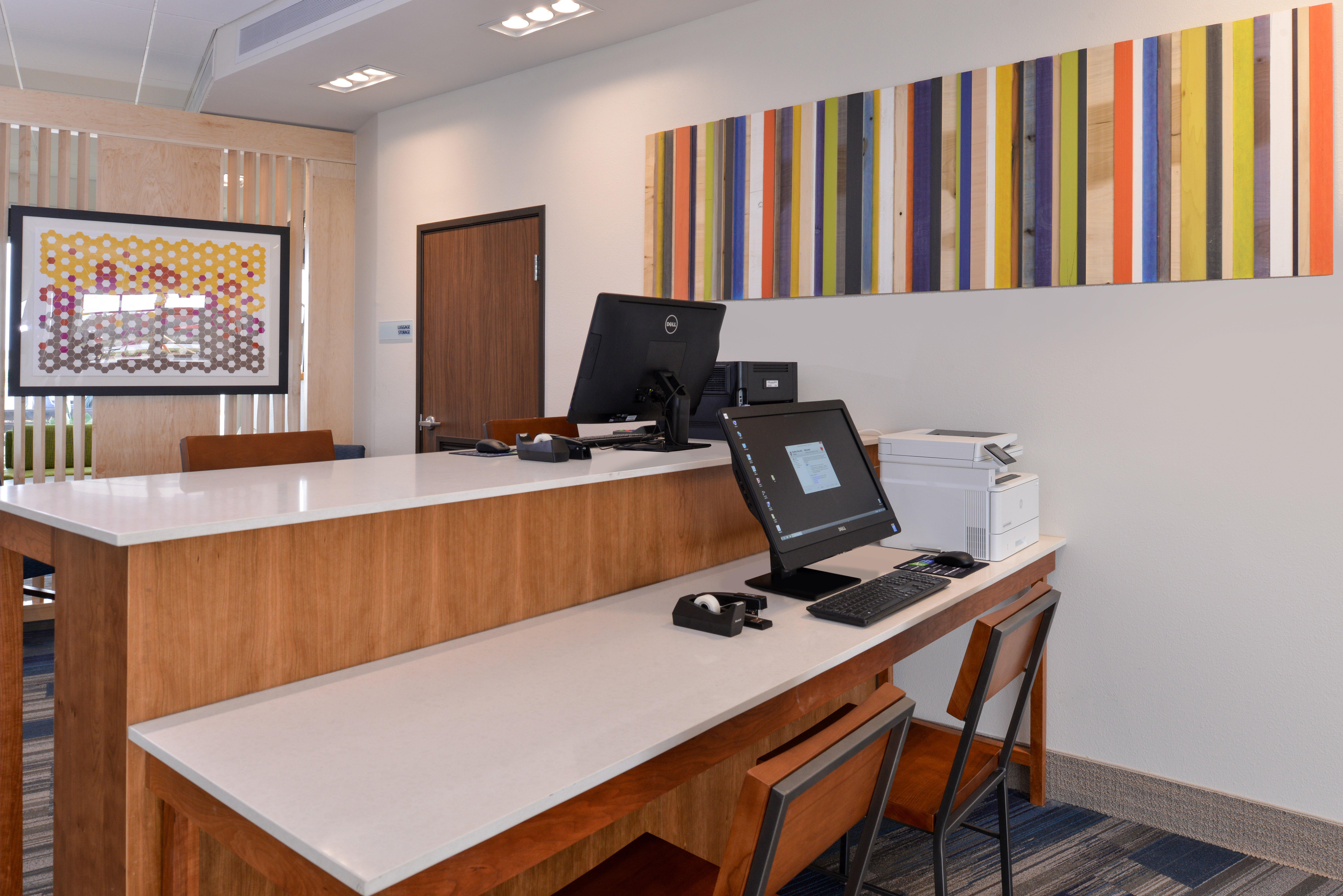 Holiday Inn Express Melbourne West By Ihg West Melbourne Exterior photo