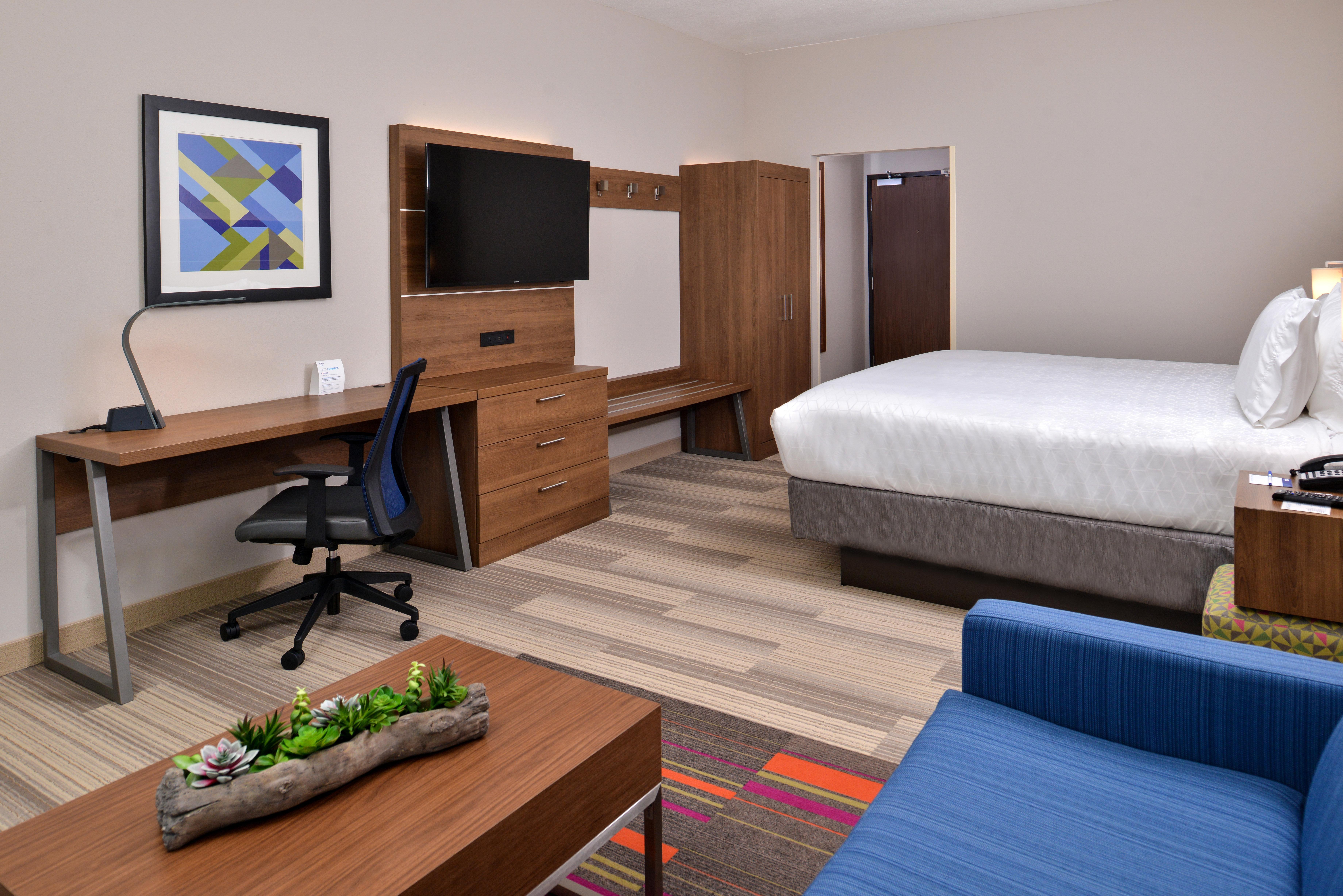 Holiday Inn Express Melbourne West By Ihg West Melbourne Exterior photo